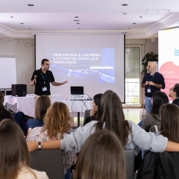 531_251024_CURAPROX_SERGIOFLORESFOTO_4346